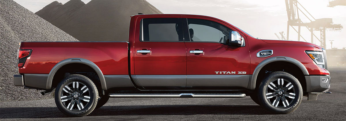 2022 nissan titan msrp